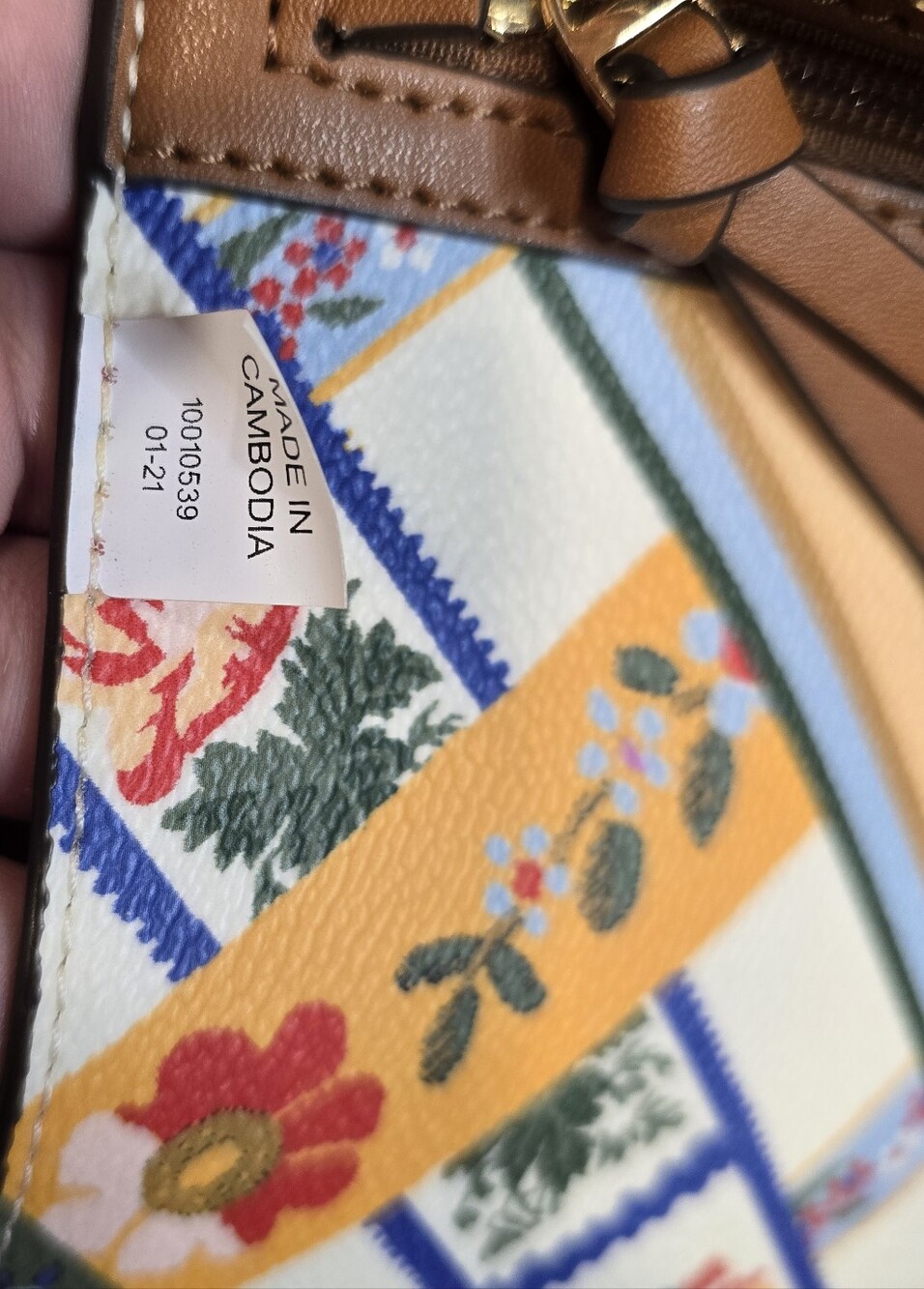 Tory Burch Kerrington Zip Tote NWOT - Picture 6 of 8
